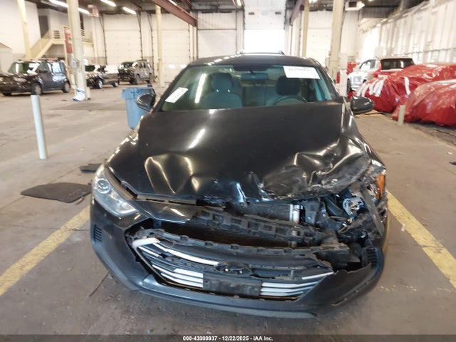 Hyundai ELANTRA SE 2017 5NPD84LF4HH158082 Image 12