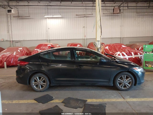 Hyundai ELANTRA SE 2017 5NPD84LF4HH158082 Image 13