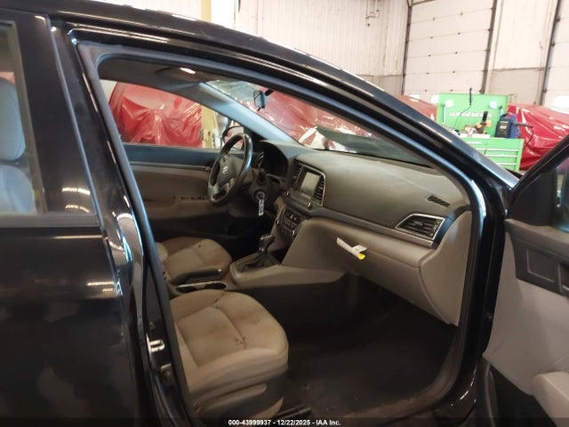 Hyundai ELANTRA SE 2017 5NPD84LF4HH158082 Image 5
