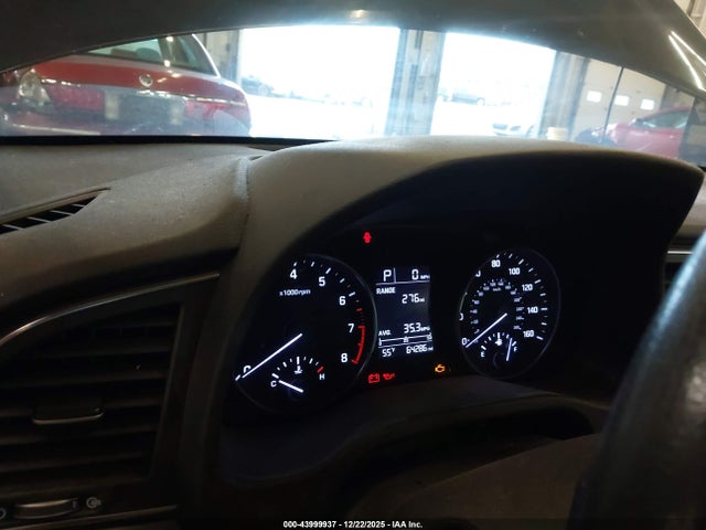 Hyundai ELANTRA SE 2017 5NPD84LF4HH158082 Image 7