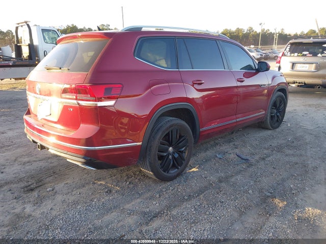 2019 VOLKSWAGEN ATLAS 1V2SR2CA3KC506582 Photo 3