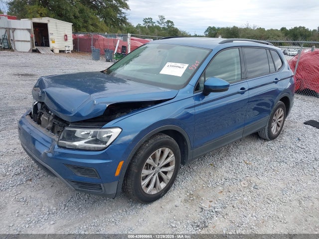 Volkswagen Tiguan 2.0t S 2019 3VV1B7AX2KM016687 Image 2