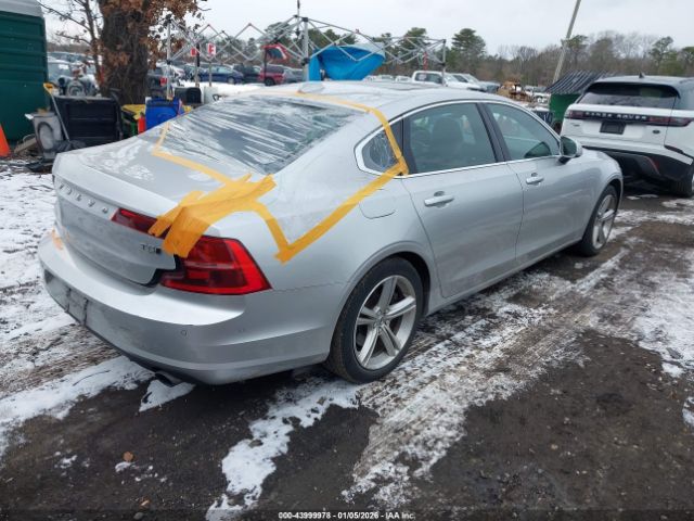 2018 VOLVO S90 LVY982MK0JP028664 Photo 3