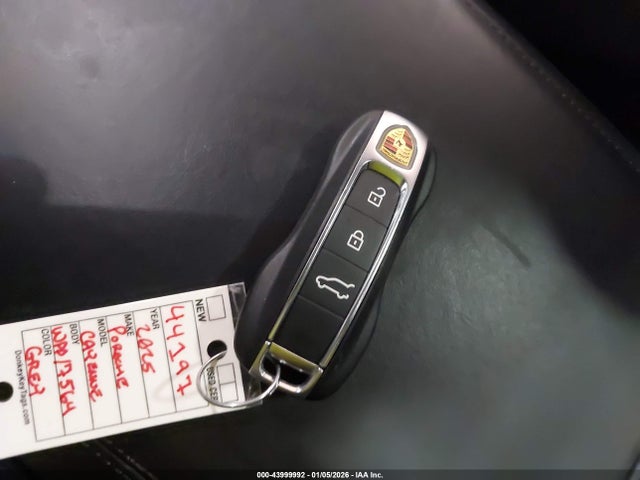 2025 PORSCHE CAYENNE E-HYBRID COUPE WP1BE2AY3SDA37564 Photo 10