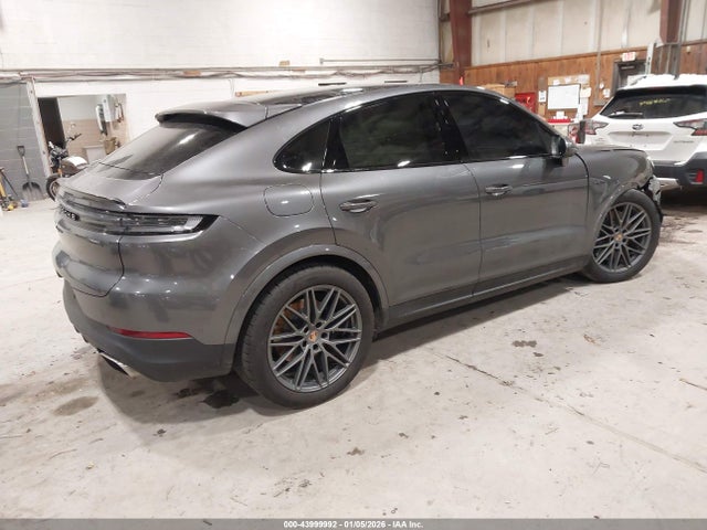 2025 PORSCHE CAYENNE E-HYBRID COUPE WP1BE2AY3SDA37564 Photo 3