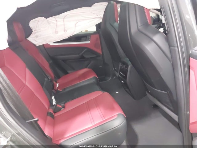 2025 PORSCHE CAYENNE E-HYBRID COUPE WP1BE2AY3SDA37564 Photo 7