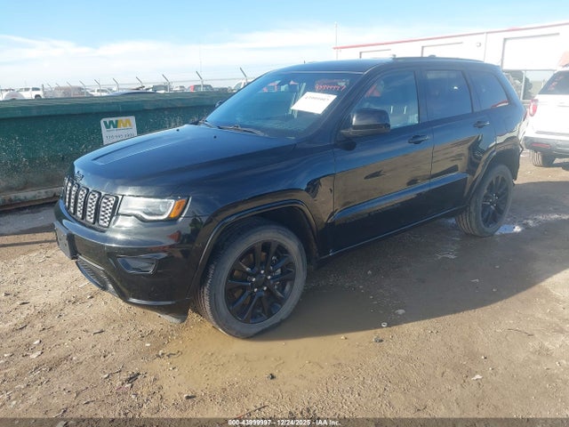 1C4RJFAG8MC567208 Jeep Grand Cherokee Laredo X 4x4