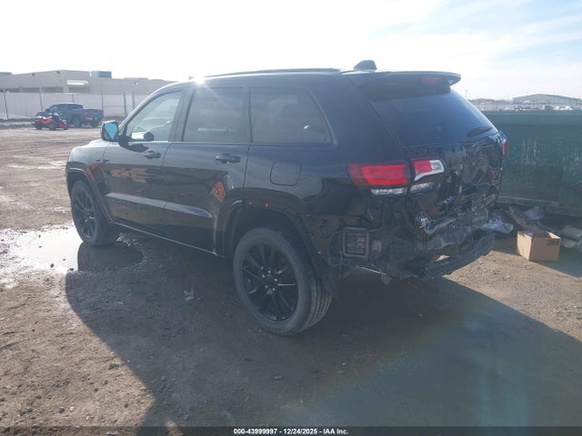 1C4RJFAG8MC567208 Jeep Grand Cherokee Laredo X 4x4