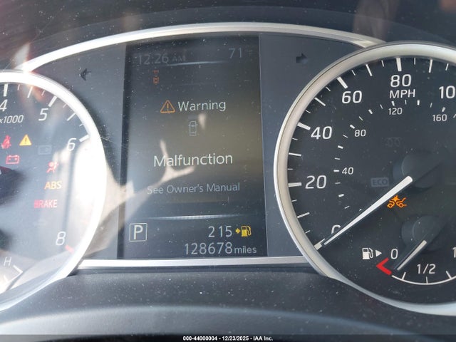 3N1AB7AP0JY307777 Nissan SENTRA SV