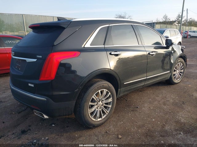 2017 CADILLAC XT5 1GYKNDRS2HZ199057 Photo 3
