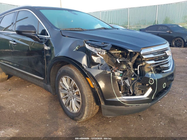 2017 CADILLAC XT5 1GYKNDRS2HZ199057 Photo 5