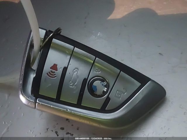 2021 BMW M5 WBS83CH02MCH13319 Photo 10