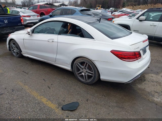 2016 MERCEDES-BENZ E 400 WDDKJ6HB0GF330555 Photo 2