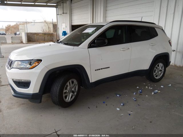 2019 JEEP COMPASS 3C4NJCAB9KT613535 Photo 1