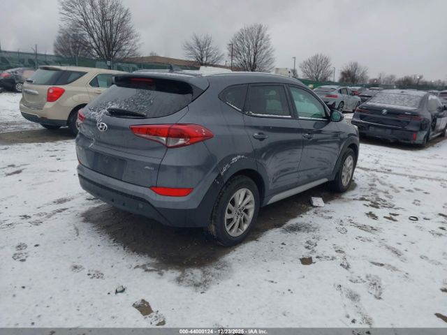 2018 HYUNDAI TUCSON KM8J3CA49JU729831 Photo 3