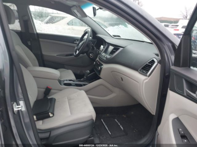2018 HYUNDAI TUCSON KM8J3CA49JU729831 Photo 4