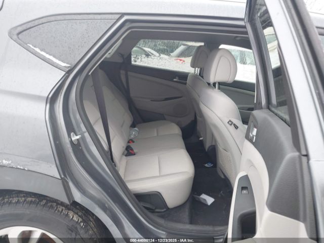 2018 HYUNDAI TUCSON KM8J3CA49JU729831 Photo 7