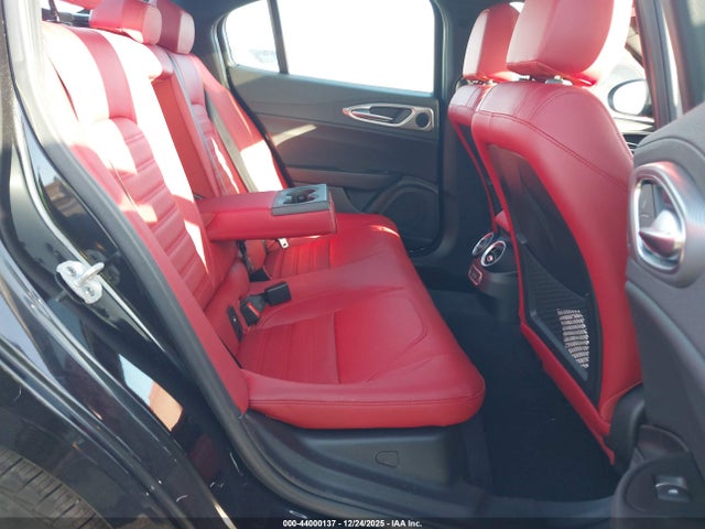 2024 ALFA ROMEO GIULIA ZARFAMBN0R7682797 Photo 7