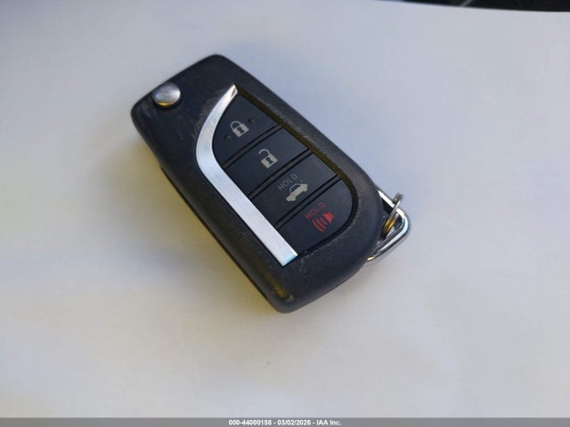 4T1G11AK3NU645755 Toyota CAMRY SE
