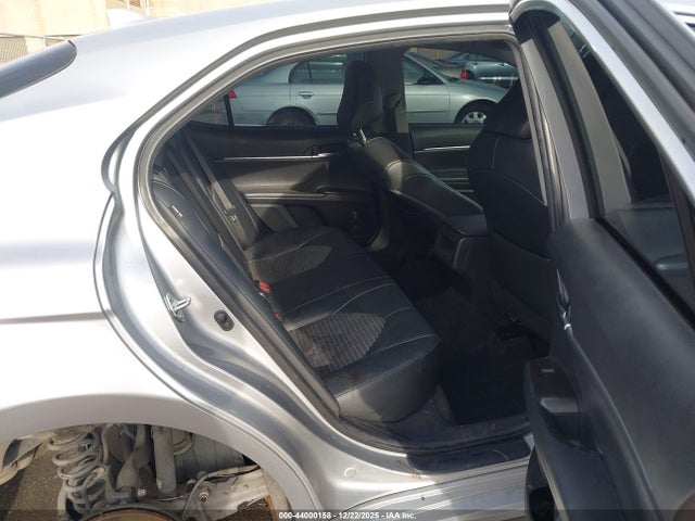 4T1G11AK3NU645755 Toyota CAMRY SE