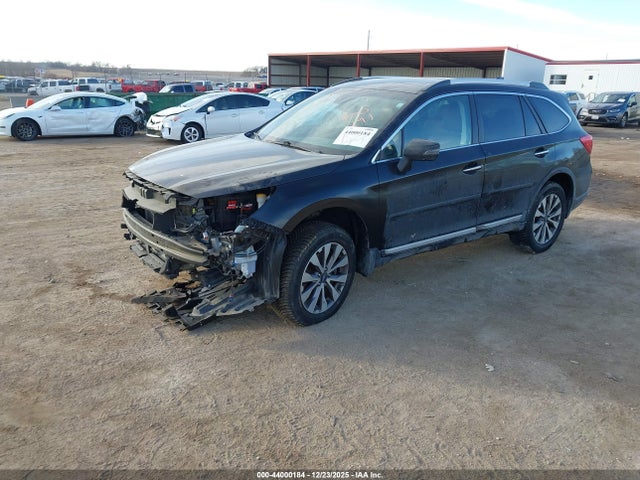 4S4BSETCXH3255492 Subaru Outback 3.6r Touring