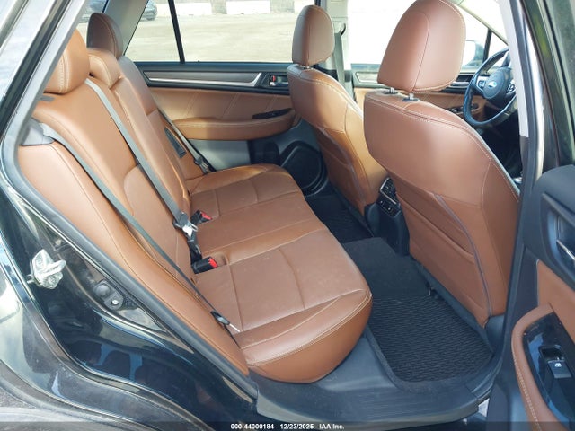 4S4BSETCXH3255492 Subaru Outback 3.6r Touring