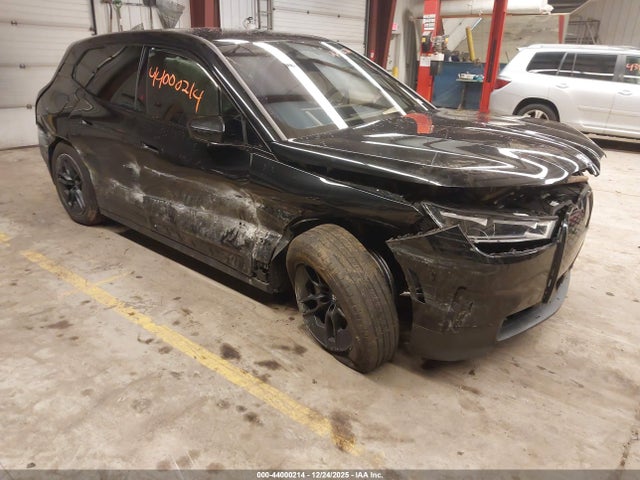 2025 BMW IX WB523CF0XSCS21451