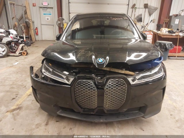 2025 BMW IX WB523CF0XSCS21451 Photo 9