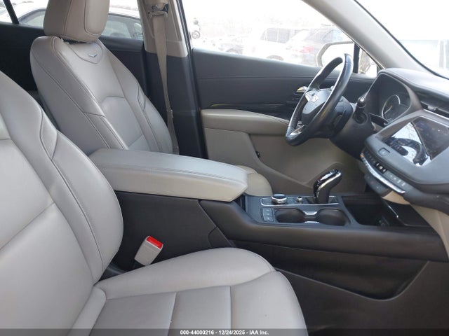 2023 CADILLAC XT4 1GYFZCR47PF170400 Photo 4