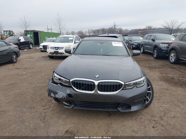 44000228 :رقم المزاد ، 3MW5R1J0XL8B04647 vin ، 2020 Bmw 330i مزاد بيع