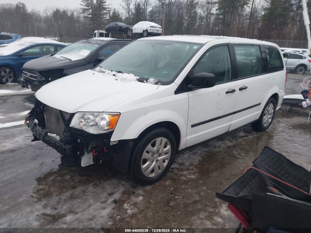 Dodge Grand Caravan American Value Pkg 2016 2C4RDGBG1GR314156 Image 2