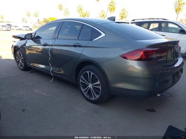 W04GP6SX5J1146410 Buick Regal Sportback Essence