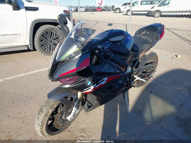 2022 BMW S 1000 WB10E2301N6F88259 Photo 1