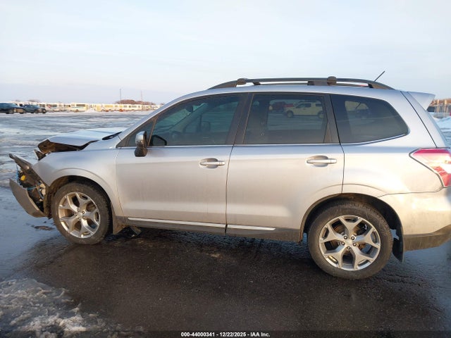 JF2SJAWC6FH838770 Subaru Forester 2.5i Touring