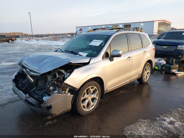 JF2SJAWC6FH838770 Subaru Forester 2.5i Touring