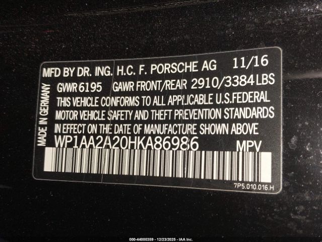 2017 PORSCHE CAYENNE WP1AA2A20HKA86986 Photo 8