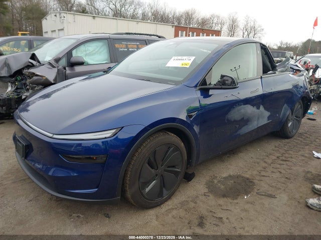 2026 TESLA MODEL Y 7SAYGDEE8TF412119 Photo 1