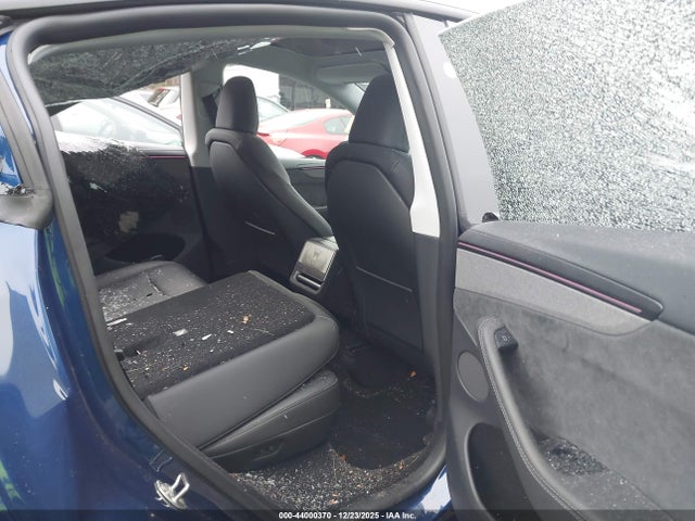 2026 TESLA MODEL Y 7SAYGDEE8TF412119 Photo 7