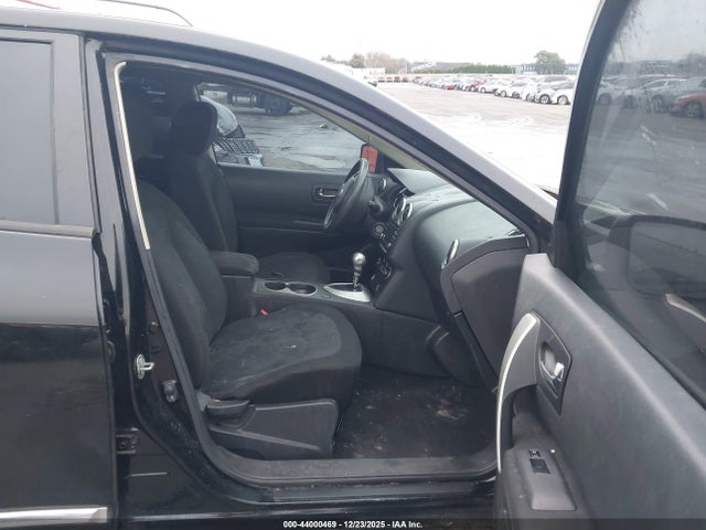 JN8AS5MV7EW714203 Nissan Rogue Select S