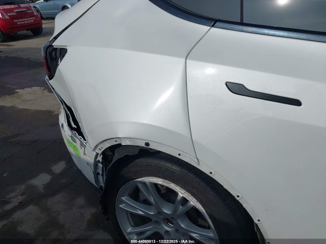 7SAYGDEE4NF546564 Tesla Model Y Long Range Dual Motor All-wheel Drive