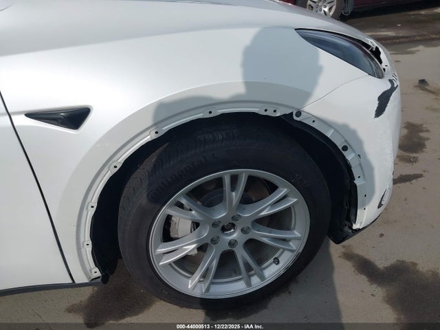 7SAYGDEE4NF546564 Tesla Model Y Long Range Dual Motor All-wheel Drive