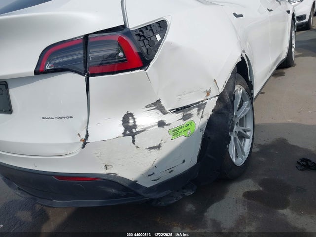2022 TESLA MODEL Y 7SAYGDEE4NF546564 Photo 5