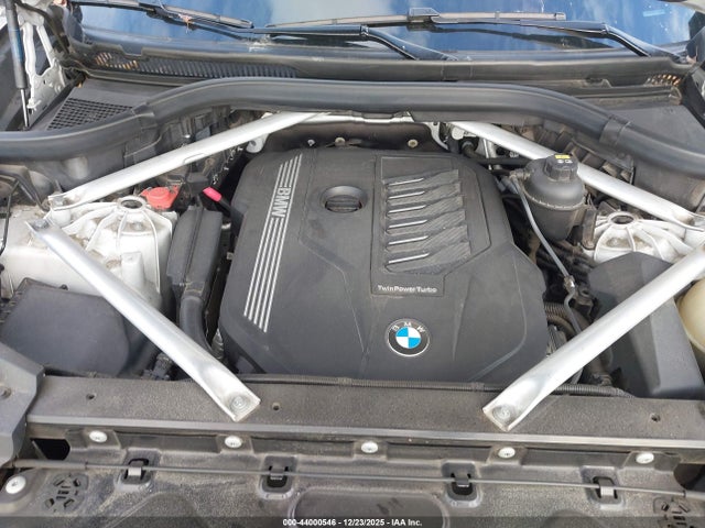 2019 BMW X5 5UXCR6C52KLL08705 Photo 9