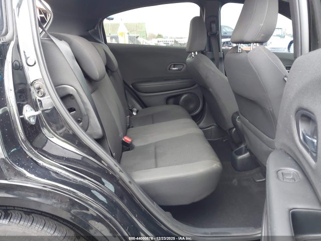 3CZRU6H11MM752086 Honda Hr-v Awd Sport