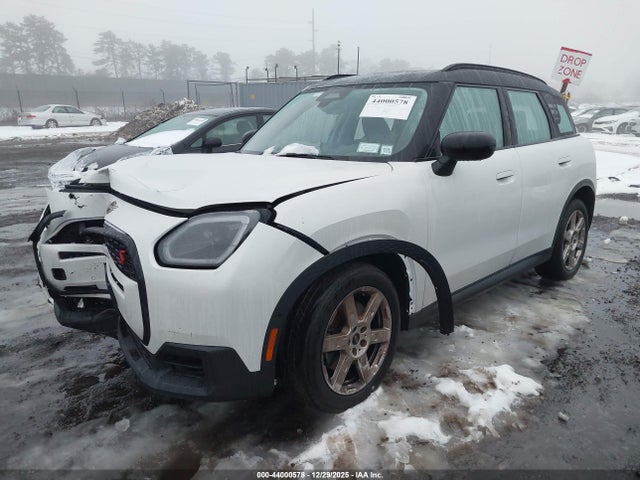 2025 MINI COUNTRYMAN WMZ23GA08S7P40610 Photo 1