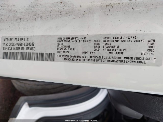 Продажа на аукционе авто 2023 Ram Promaster 2500 Low Roof 136 Wb, vin: 3C6LRVVG0PE584382, номер лота: 44000640