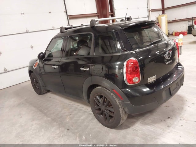 2012 MINI COOPER COUNTRYMAN WMWZB3C50CWM29647 Photo 2