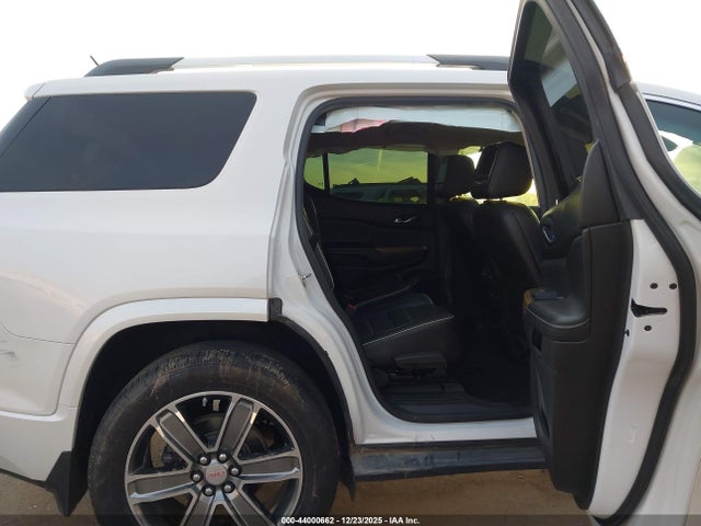 44000662 :رقم المزاد ، 1GKKNPLS9HZ246623 vin ، 2017 Gmc Acadia Denali مزاد بيع