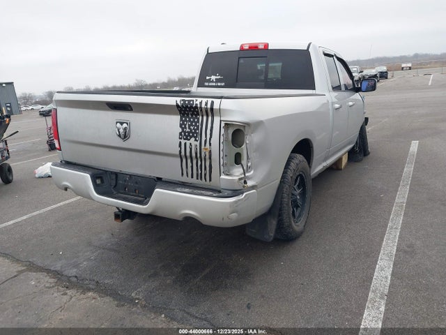 2014 RAM 1500 1C6RR7GT9ES155445 Photo 3
