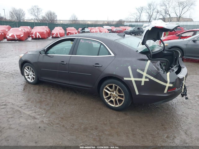 2015 CHEVROLET MALIBU 1G11C5SL3FF156645 Photo 2